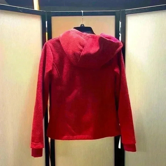 Bench women’s size small brand new jacket. - Picture 9 of 11